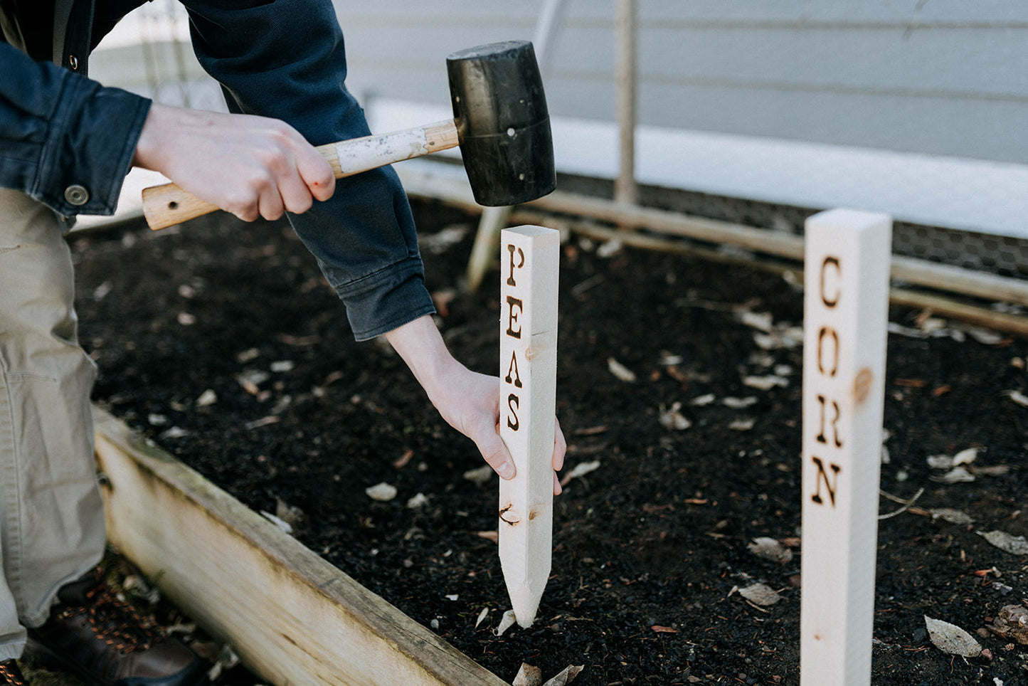 Gardener's Special XL - 35° Staking Tool + 1 1/2" Text BurnStencil®
